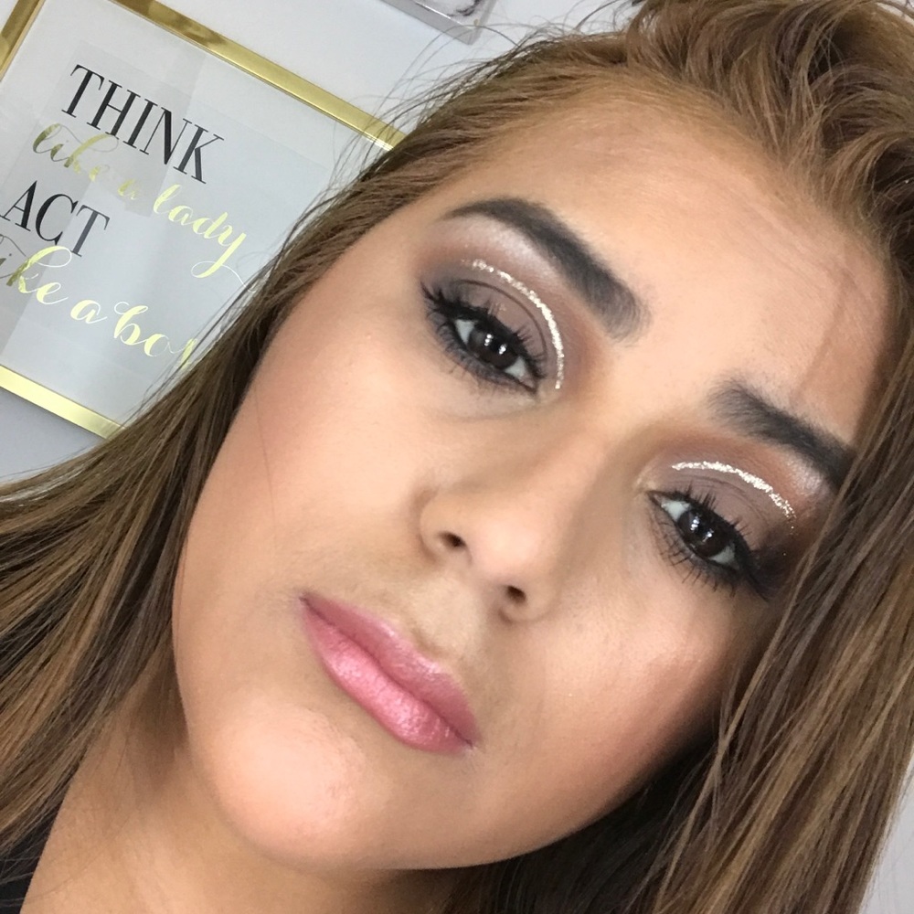 Meet your Posher, Flor